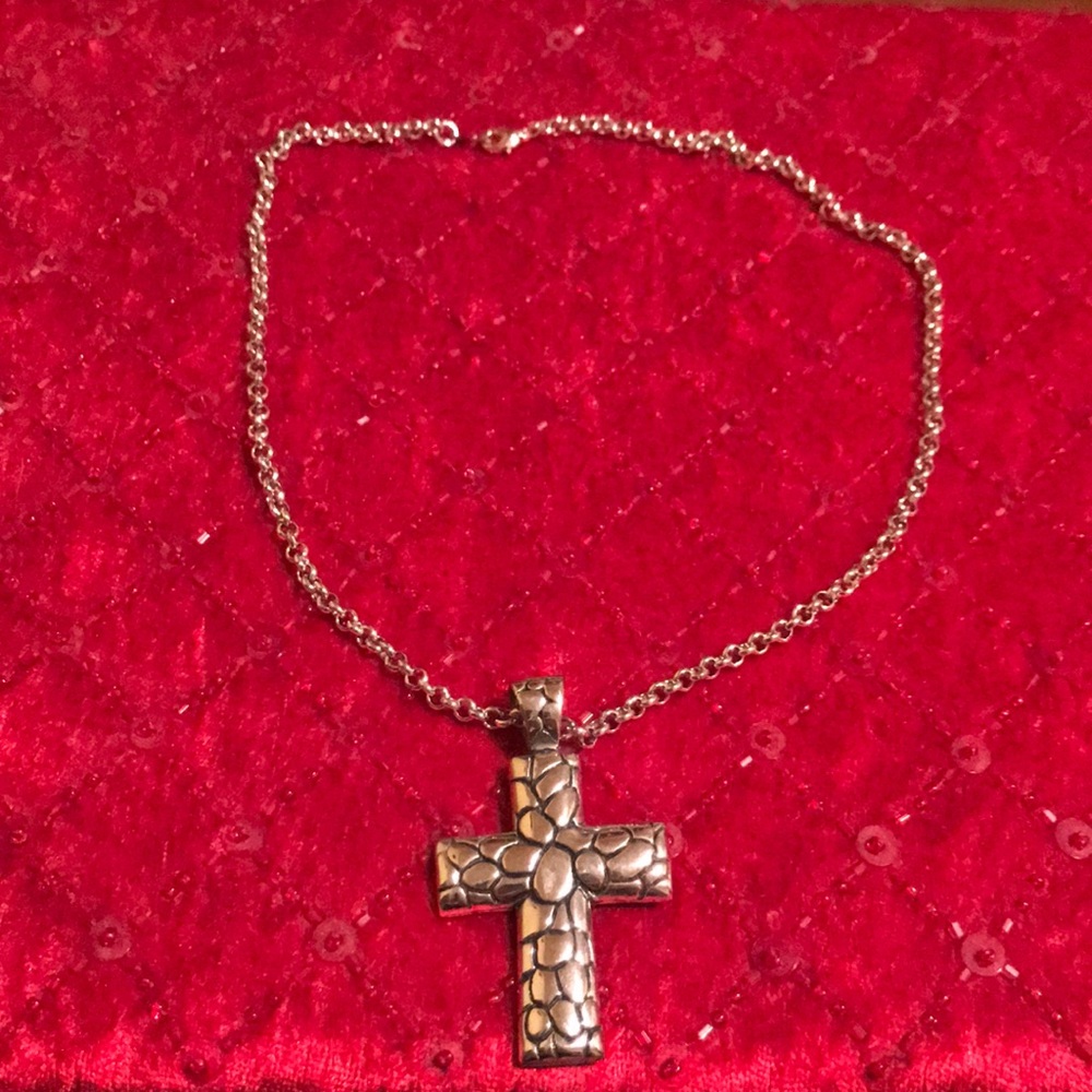 Cross with chain